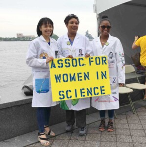 From left: Simone, Elise, Porsha From left: Simone, Elise, Porsha